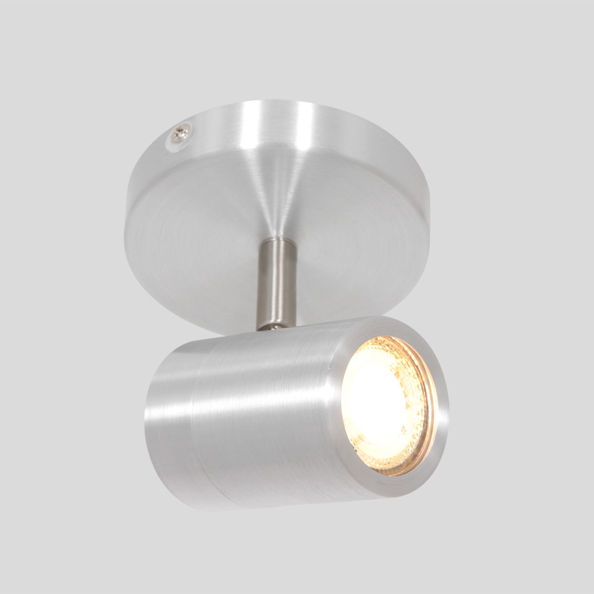 Se Spot-Up - loftlampe i metal i tre forskellige finish Metal - stål hos 3-nordic