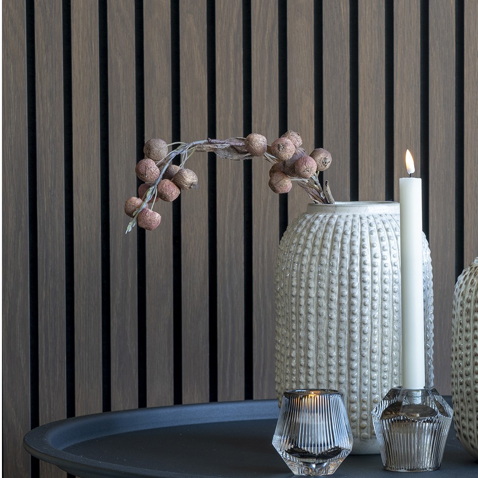 Se Porto - Vase i mønstret beige keramik, højde 25,5 cm hos 3-nordic