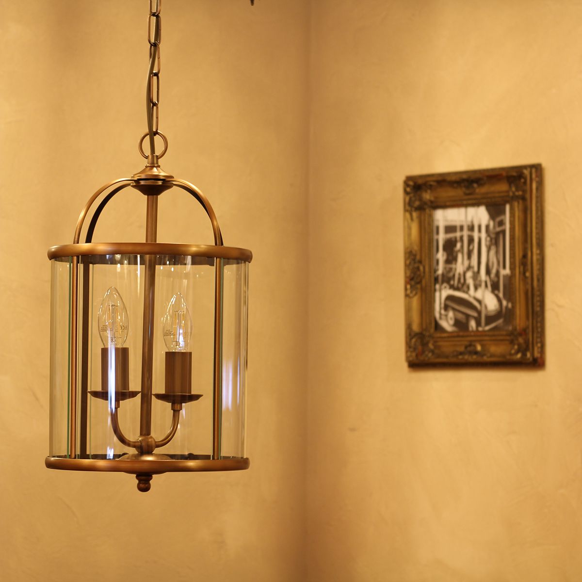 Se Glamour - loftlampe i bronze og glas, diameter 23 cm. hos 3-nordic