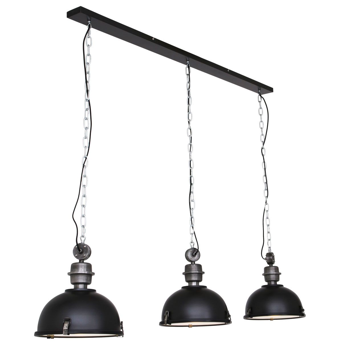 Se Trio - loftlampe i sort metal, to størrelser 3 skærme hos 3-nordic
