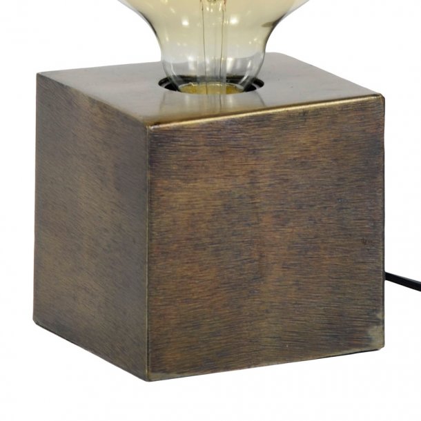 Cube - Bordlampe i metal med finish i antik bronze