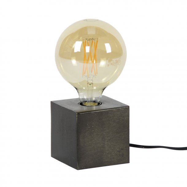 Cube - Bordlampe i metal med finish i sort nikkel