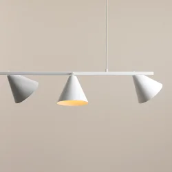 Frigg - Loftlampe i hvid metal