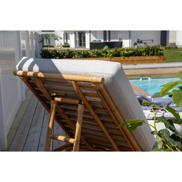 Mahdia- Solvogn i rattan og gr hynde