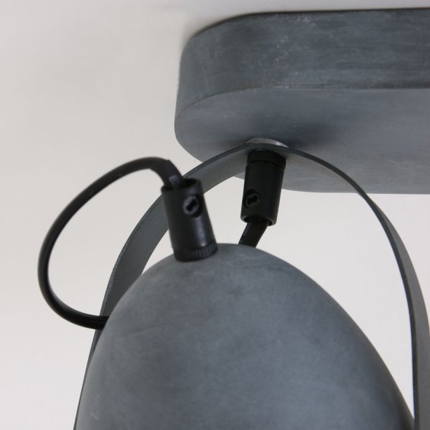 Ryder - spotlampe i gr metal, to skrme