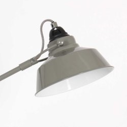 Brandon - bordlampe i tre metalfarver
