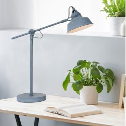 Brandon - bordlampe i tre metalfarver