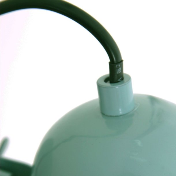 Fabriza - vglampe i industridesign med to farvemuligheder