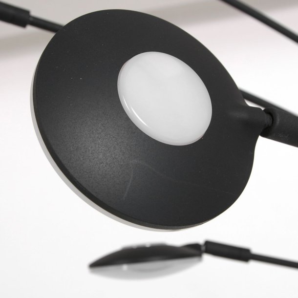 Metz - Guldlampe med fem skrme i stl eller sort metal