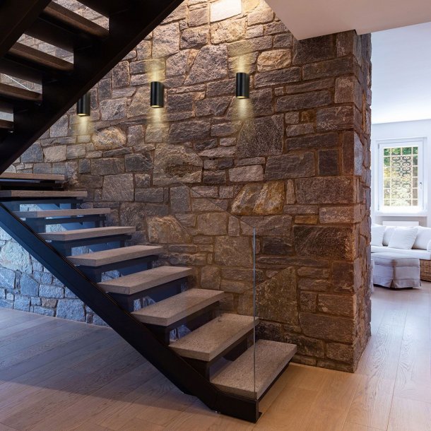 Burlata - udendrslampe i metal, rundt design hjde 15 cm.