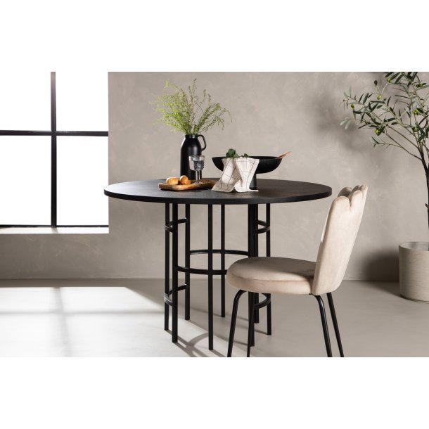 Dania - Spisebord i sort egefiner, diameter 115 cm.