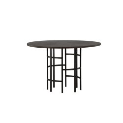 Dania - Spisebord i brunfarvet egefiner, diameter 115 cm.