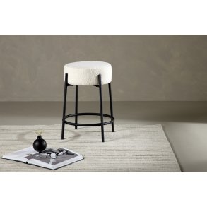Lerwick- Barstol i metal og hvid boucle, højde 60 cm.