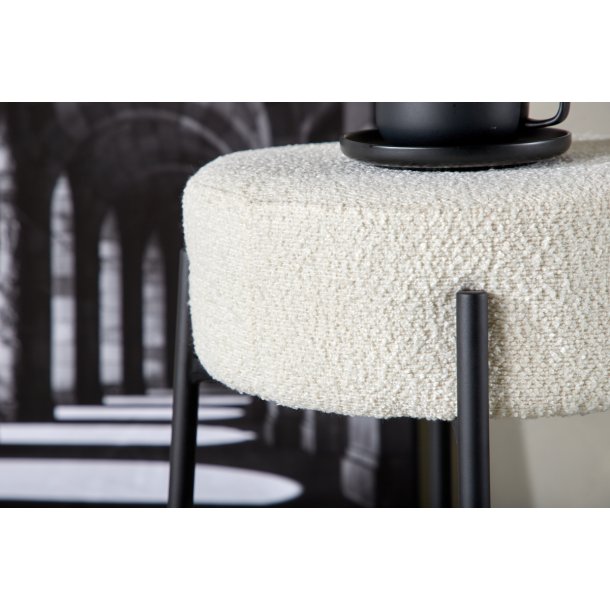 Lerwick- Barstol i metal og hvid boucle, hjde 70 cm.
