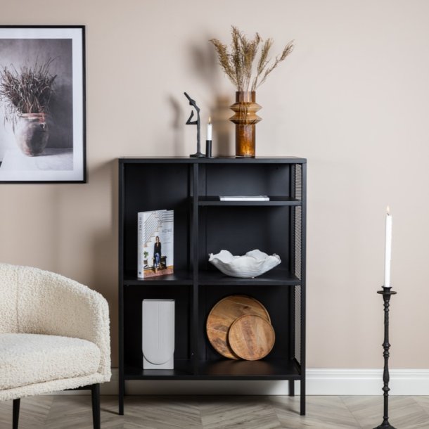 Zentra - Skab i sort industrielt design, 80 x 110 cm.