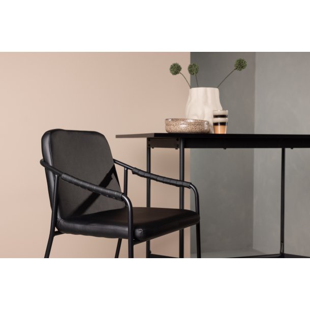 Rocky - 2 Barstole i sort kunstlder og metal