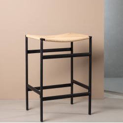 Shape - 2 Barstole i natur flettet rattan og metal