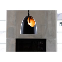 Scarlet - Pendel med en farvekombination af sort og kobber