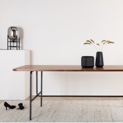 Snell - Spisebord i valnddefiner og sort understel, rektangulr 90 x 200 cm