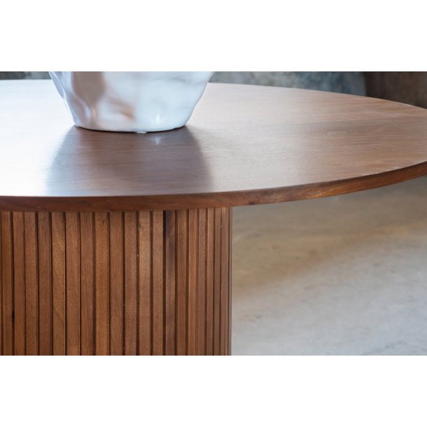 Floyd - Spisebord i valnddefiner, diameter 110 cm.