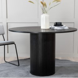 Floyd - Spisebord i sort egefiner, diameter 110 cm.