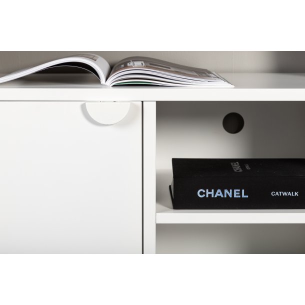 Wells - Skab i hvidt metal, 63 x 120 cm.