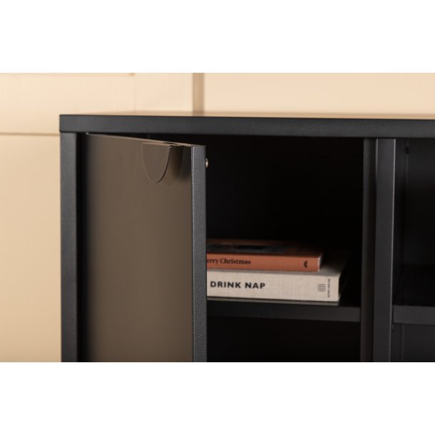 Wells - Skab i sort metal, 63 x 120 cm.