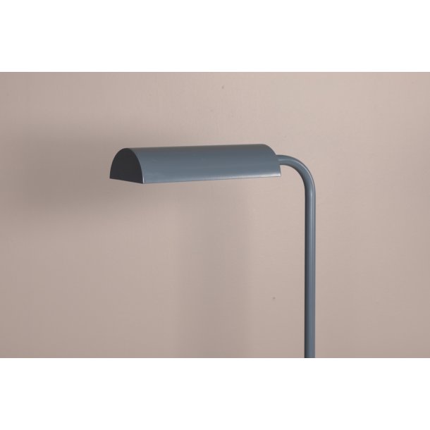 Conner - Gulvlampe i mrkegr metal