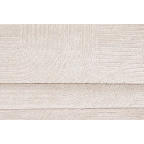 Frosty- Tppe i hvid polypropen, 240 x 340 cm.