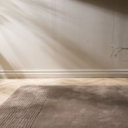 Alcoys - Tppe i brun uld, 253 x 350 cm.