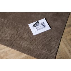 Alcoys - Tppe i brun uld, 253 x 350 cm.