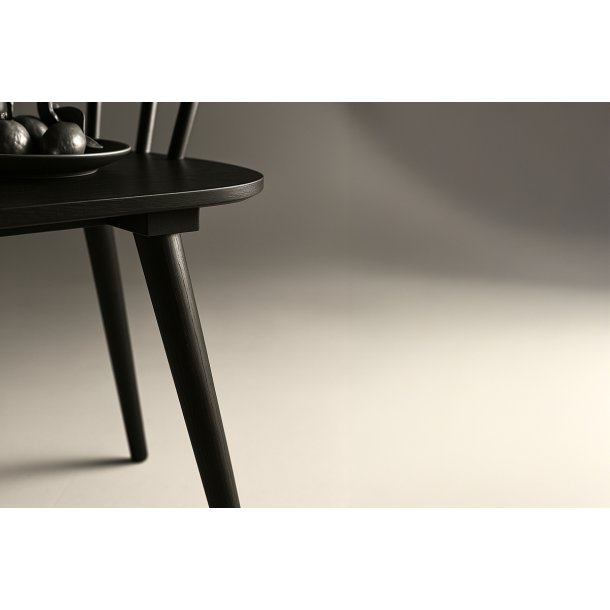 Bristol - Bnk i massivt sortlakeret tr