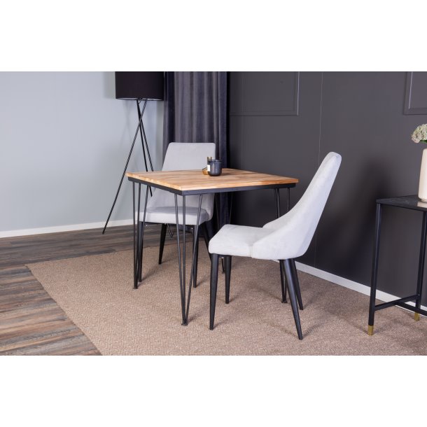 Poble - Spisebord i teaktr og metal, 80 x 80 cm.