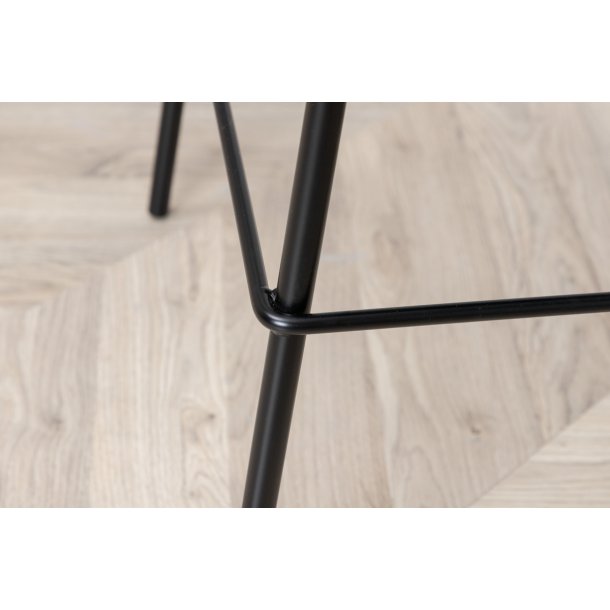 Cooly - 2 Barstole i metal og sde i sort kunstlder