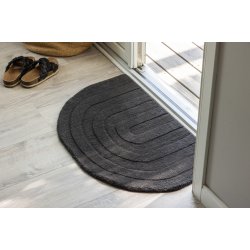 Olav - Drmtte i mrkegr uld, 50 x 80 cm.