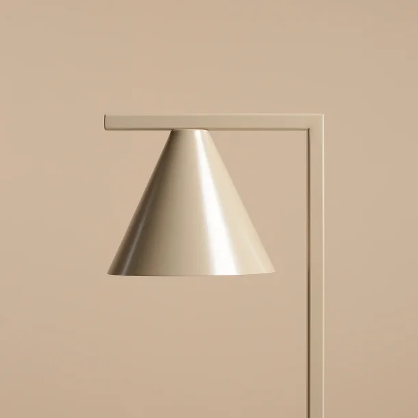 Frigg- Bordlampe i beige metal