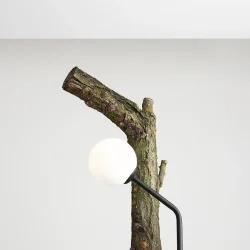 Limelight - Bordlampe i sort metal og hvidt glas