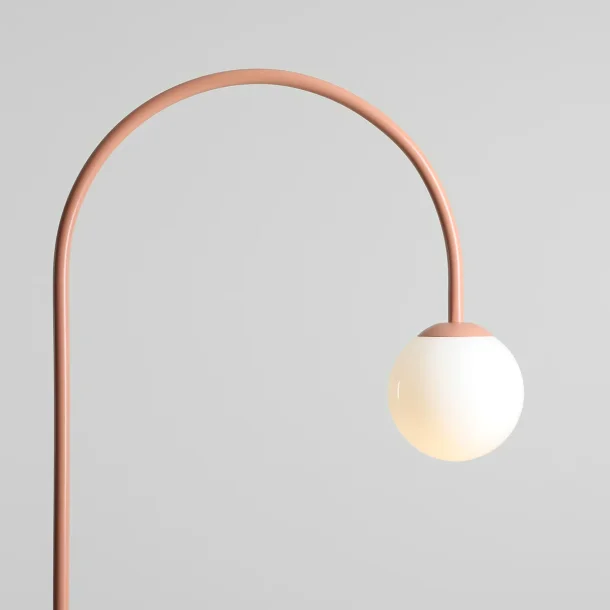 Twiggy - Gulvlampe i koral farvet metal og hvidt glas