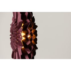 Juvela - Loftlampe i mrkerd foldet papir, diameter 60 cm.