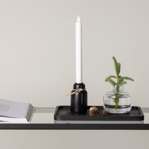 Luzz - Lysestage i sort plast med LED lys, 6 x 28 cm.