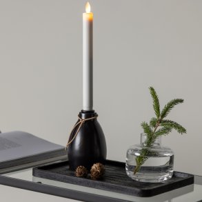 Luzz - Lysestage i sort plast med LED lys, 9 x 31 cm.