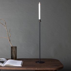 Delero - Lysestage i sort metal med LED lys, hjde 79 cm.