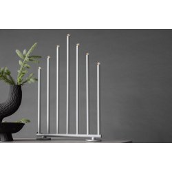 Smokey- Bordlampe i slvfarvet metal med syv dmpbare LED-lys