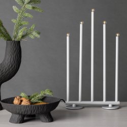 Smokey- Bordlampe i slvfarvet metal med fem dmpbare LED-lys