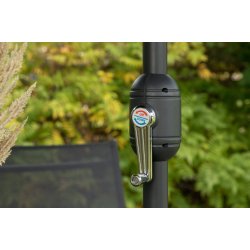 Garda - Spisebordsset med bord, seks stole og parasol i sort aluminium