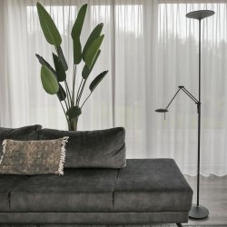 Amora - Dobbelt gulvlampe i tre forskellige finish