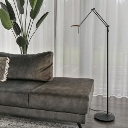 Cleo - gulvlampe i moderne stil, tre farver