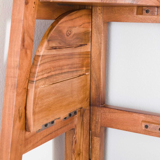 Velas - Reol til hjrnet i sandfarvet akacietr