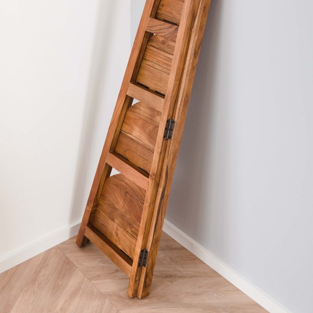 Velas - Reol til hjrnet i sandfarvet akacietr