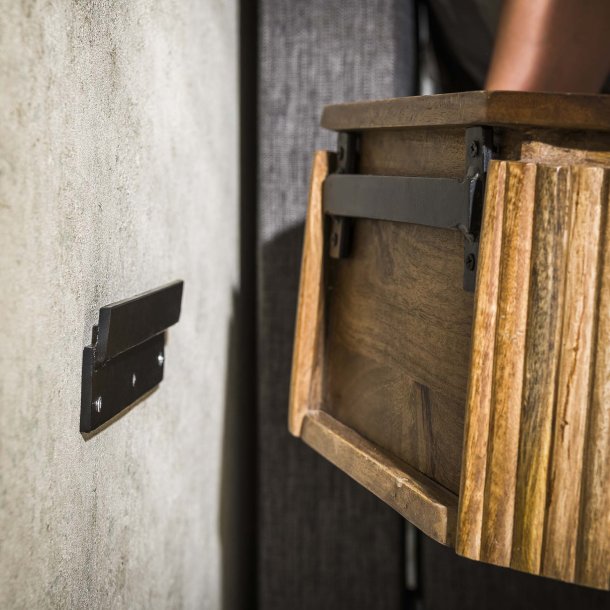 Zanzibar - Sengebord i massiv mangotr, vghngt, bredde 50 cm.